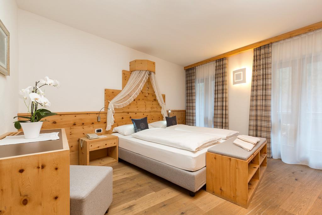 Hotel Bel Sit Corvara In Badia Luaran gambar