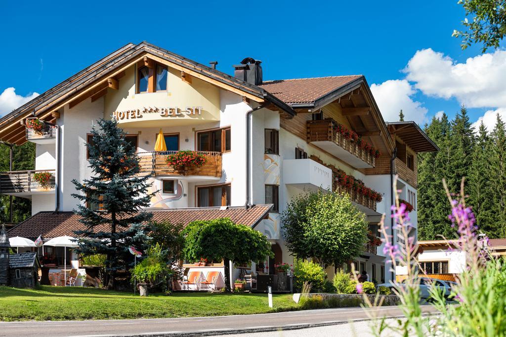 Hotel Bel Sit Corvara In Badia Luaran gambar